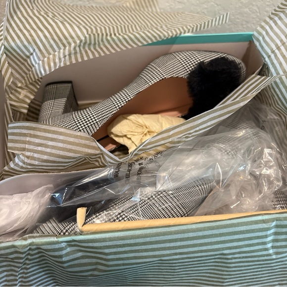 Kate Spade Plaid Heels with Black Bow - Picture 9 of 10